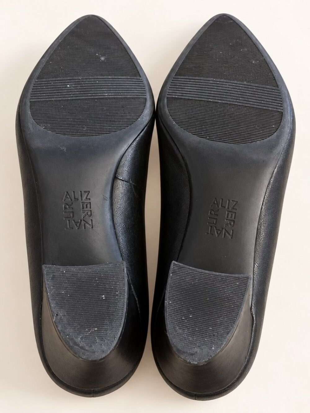 Naturalizer pumps - Picture 3 of 4